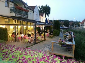 Monarchia Kávéház