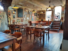 Westy Hajó Étterem & Pub