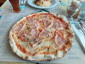 Pizzeria Stiefel S.A.S.