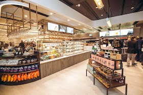 TOP 10 Most Rated restaurants in Schwechat