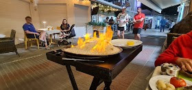 El Oasis Tapas & Cócteles