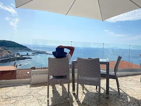 View sunset lounge bar